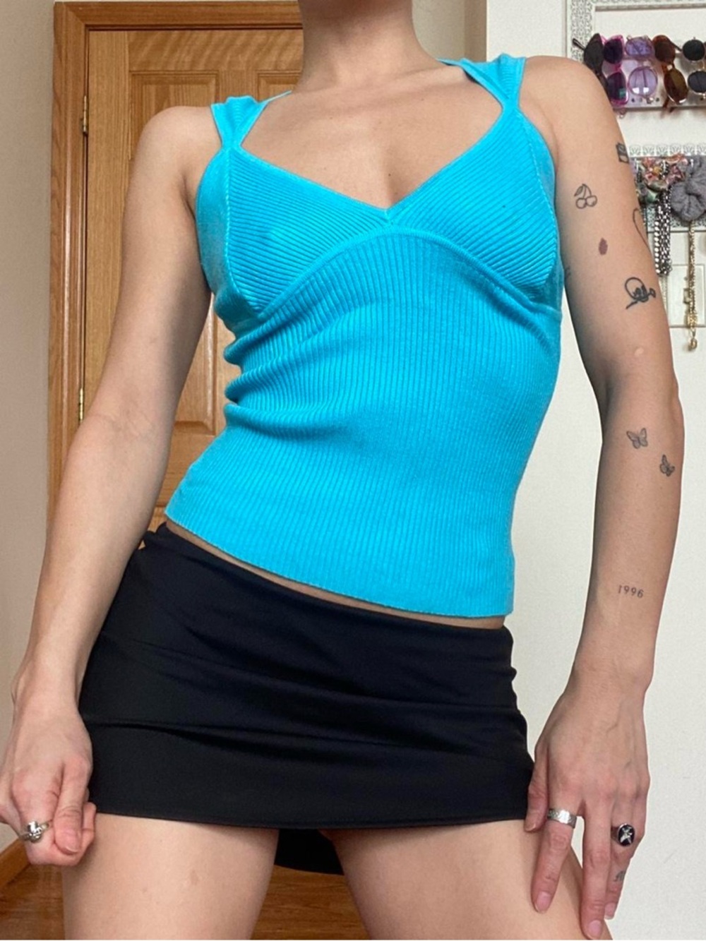 Vintage Turquoise Ribbed V-Neck Tank Top - Almost Body Con Style